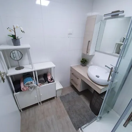 Villa Relaxing With Hottub & Pool - Medulin